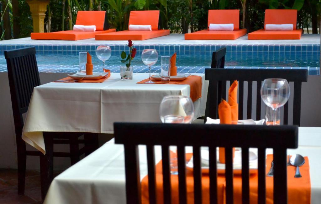 Forest King Hotel II Siem Reap Buitenkant foto