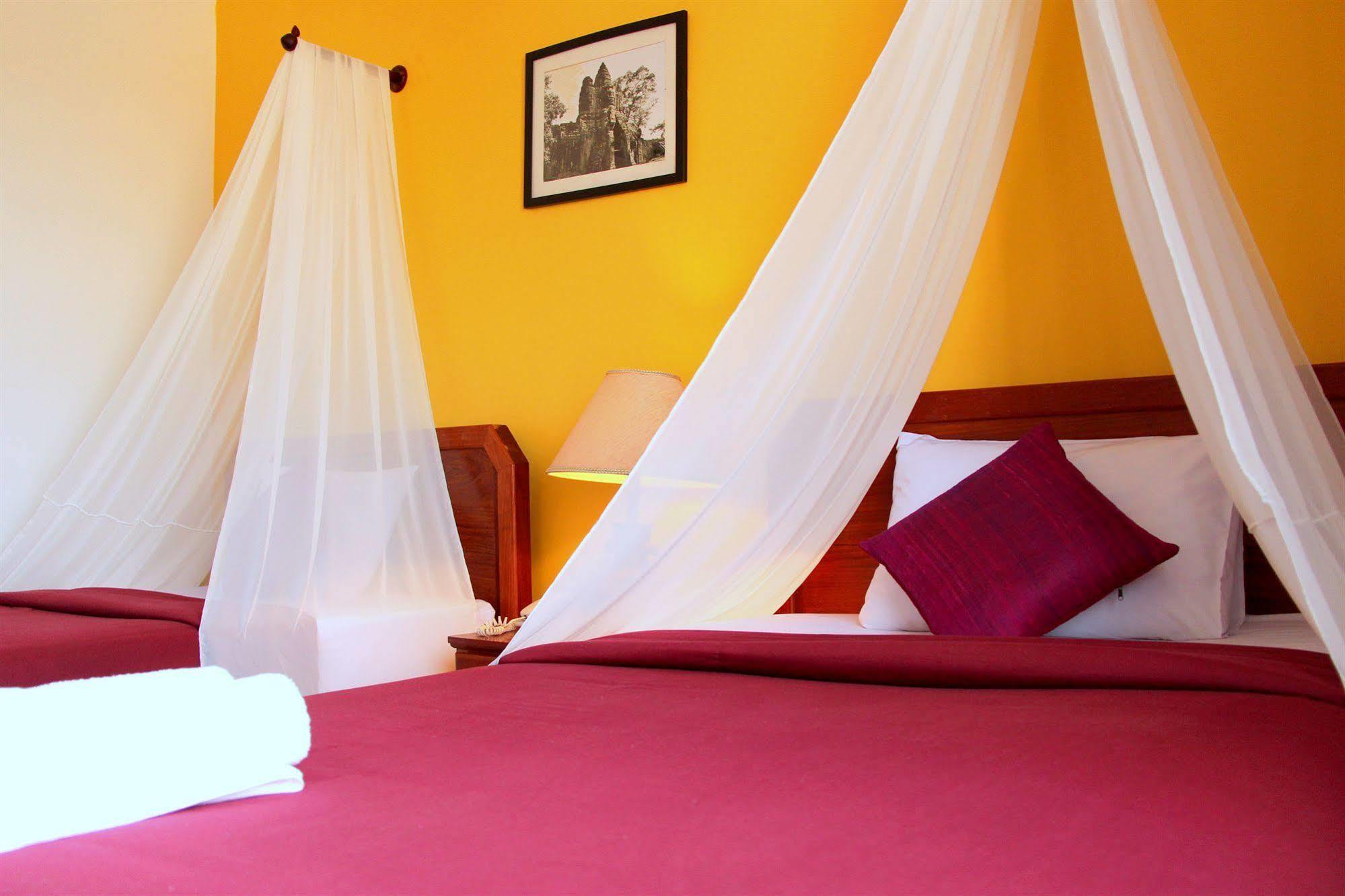 Forest King Hotel II Siem Reap Buitenkant foto